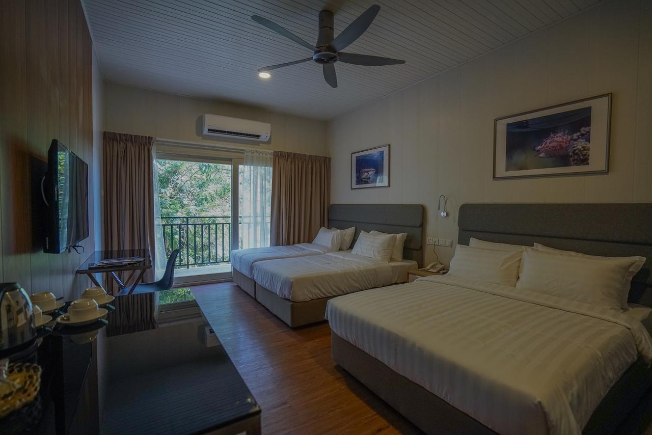 阿曼提奥曼海滩度假村 Kampung Genting 外观 照片