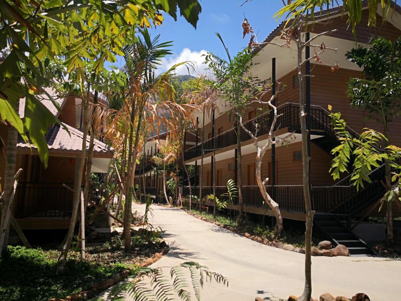 阿曼提奥曼海滩度假村 Kampung Genting 外观 照片