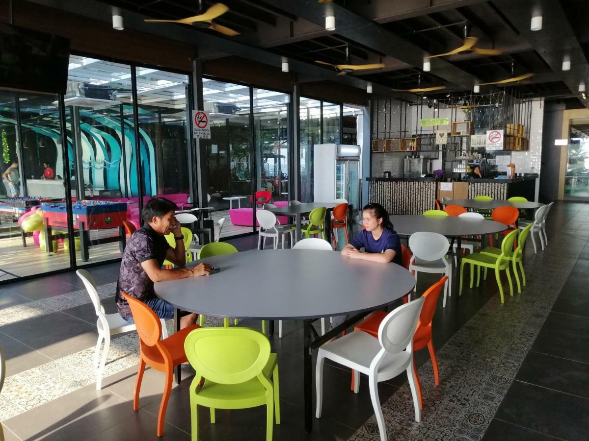 阿曼提奥曼海滩度假村 Kampung Genting 外观 照片